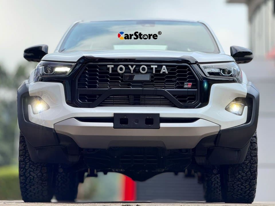 2022 Toyota Hilux GR SPORT - Image 24