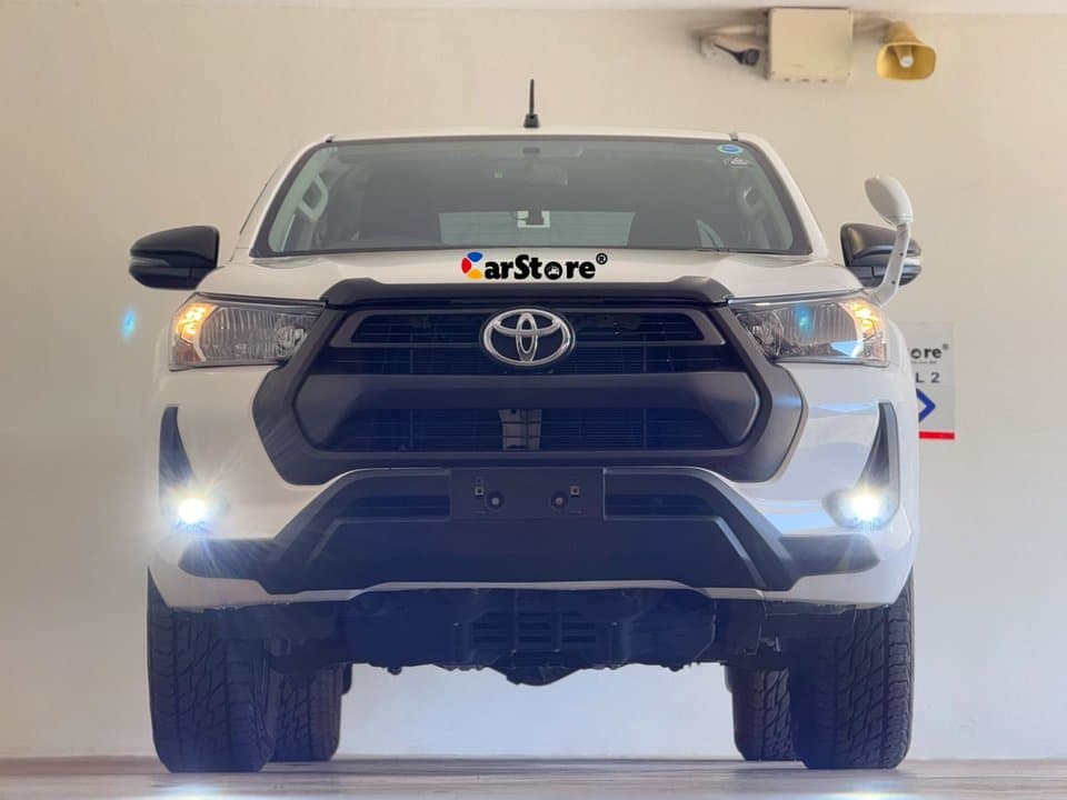 2021 Toyota Hilux Double Cabin - Image 19