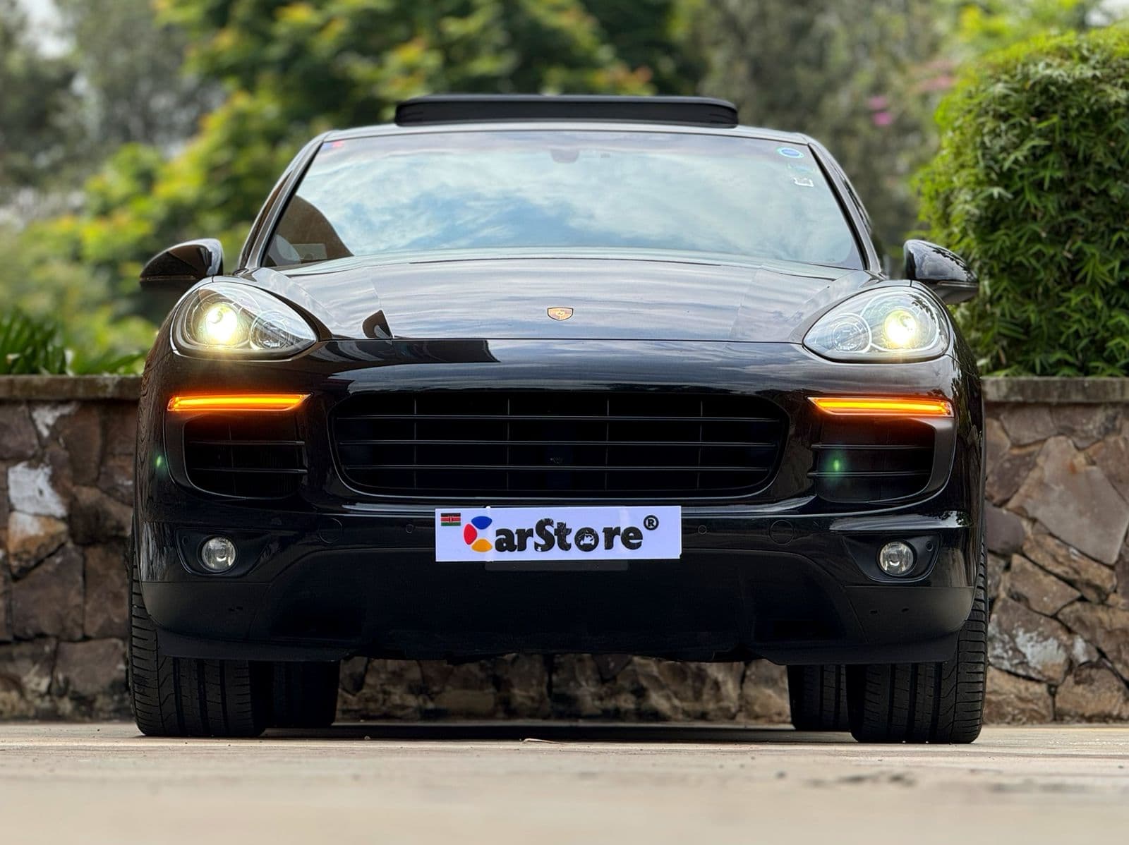 2019 Porsche Cayenne - Image 28