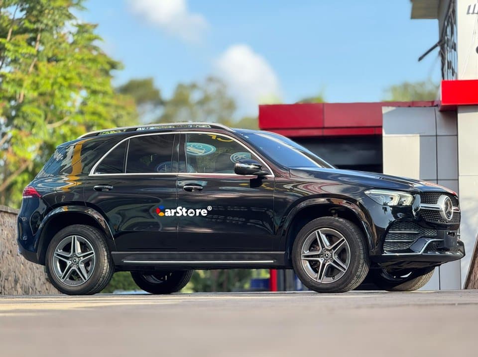 2020 Mercedes Benz GLE 450 4MATIC - Image 2