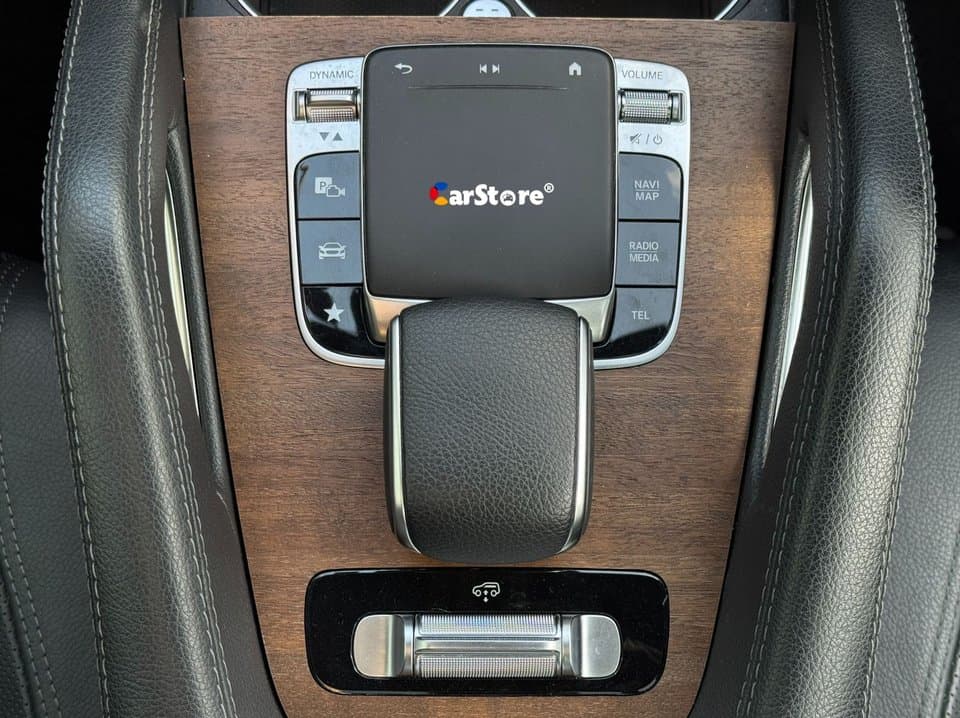 2020 Mercedes Benz GLE 450 4MATIC - Image 16