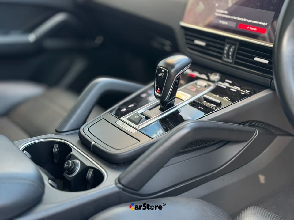 2019 Porsche Cayenne - Image 10