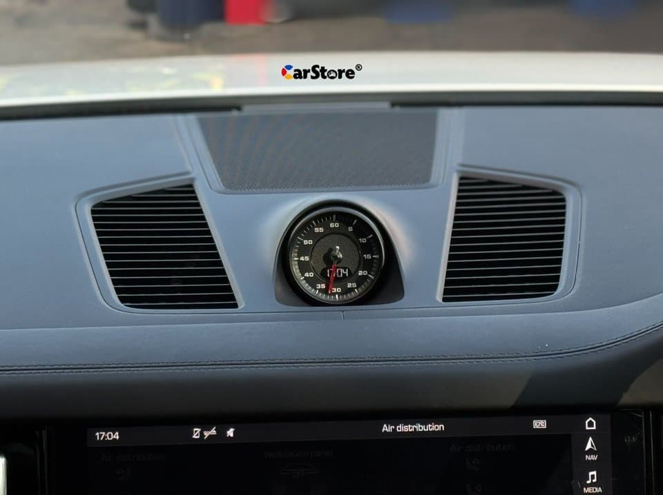 2019 Porsche Cayenne - Image 17