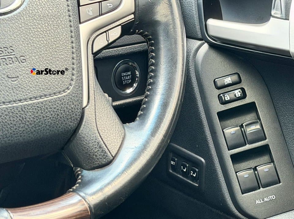 2018 Toyota Land Cruiser Prado VX.L - Image 20