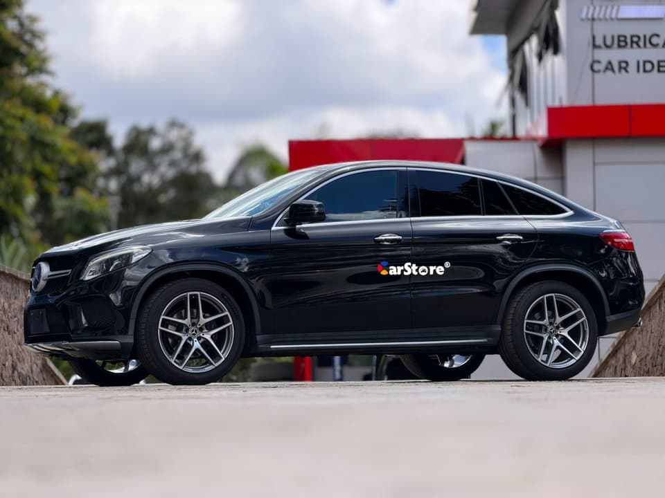 2018 Mercedes Benz GLE 350d 4MATIC - Image 2