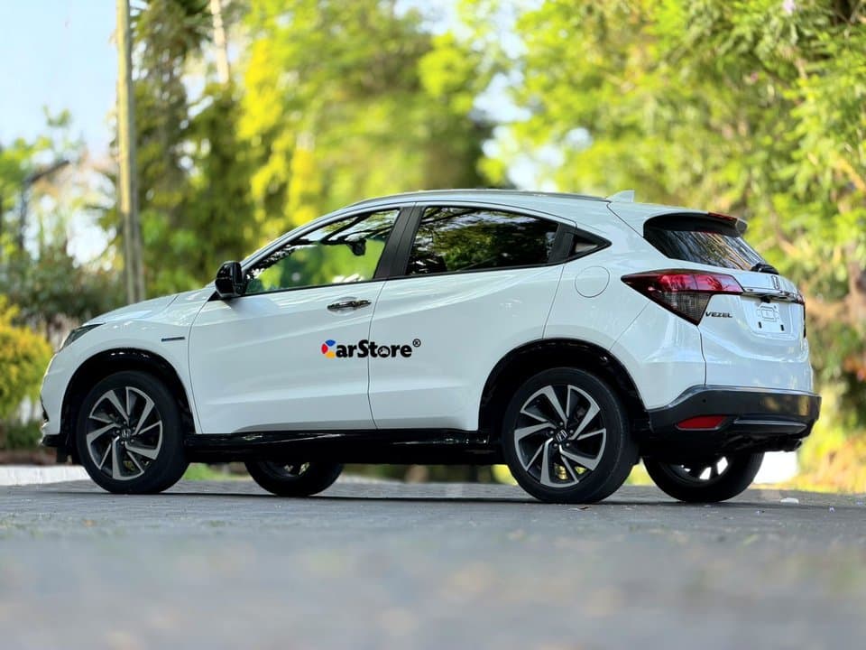 2019 Honda Vezel RS Hybrid - Image 7
