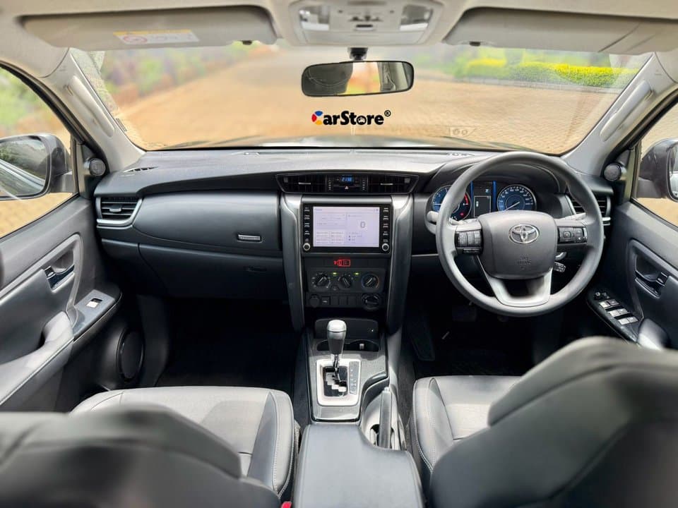 2024 Toyota Fortuner - Image 14