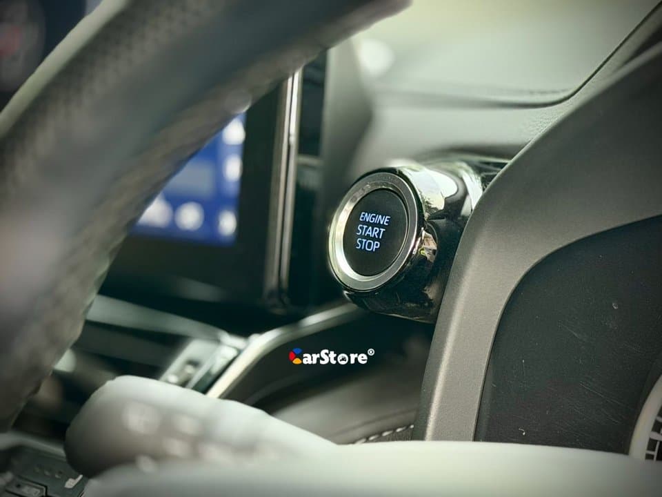 2024 Toyota Landcruiser 300 Series SAHARA - Image 16