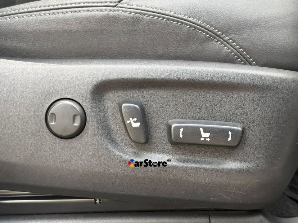 2020 Toyota Land Cruiser Prado TX.L - Image 11