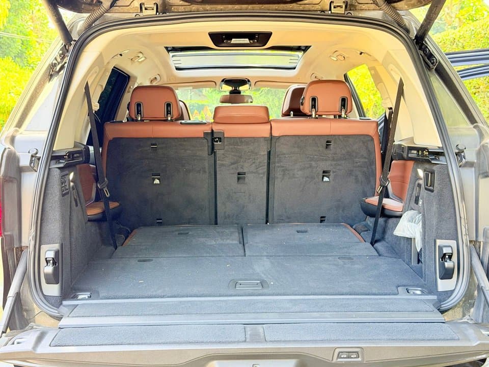 2021 BMW X7 xDrive40i - Image 17