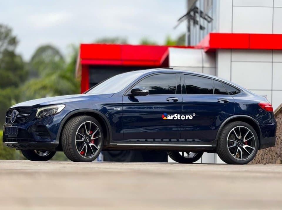 2017 Mercedes Benz GLC43 AMG Coupe - Image 2