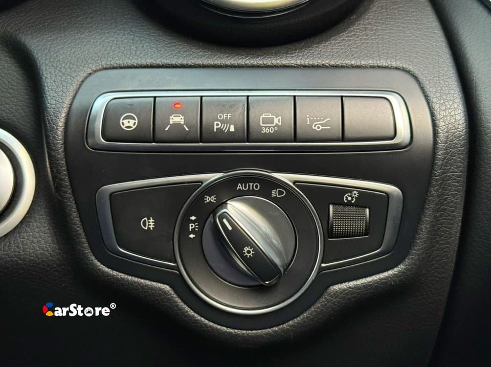 2017 Mercedes Benz GLC43 AMG Coupe - Image 7