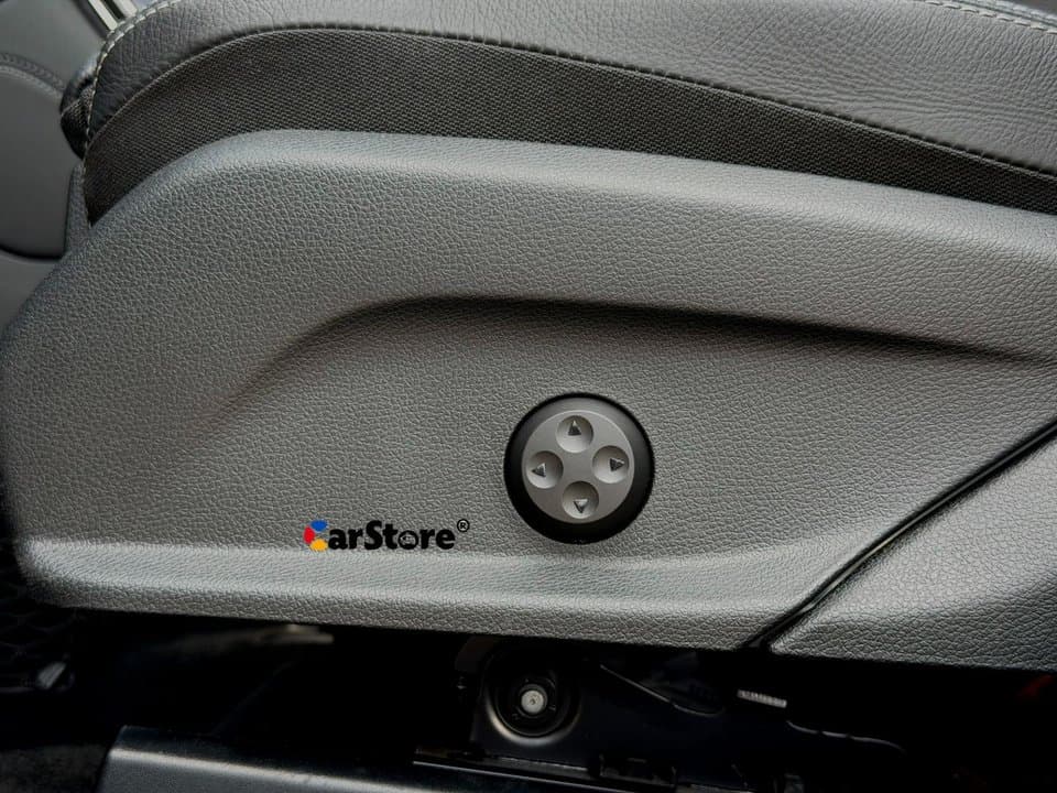 2017 Mercedes Benz GLC43 AMG Coupe - Image 10