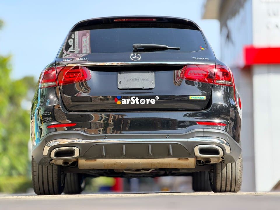 2020 Mercedes Benz GLC 300 4MATIC - Image 5