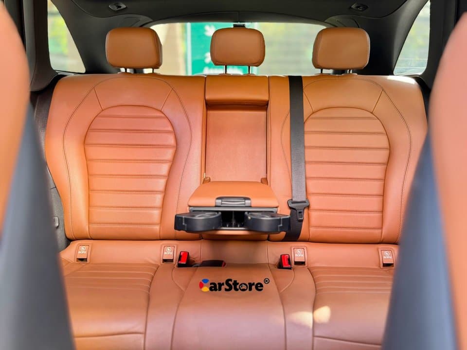 2020 Mercedes Benz GLC 300 4MATIC - Image 12