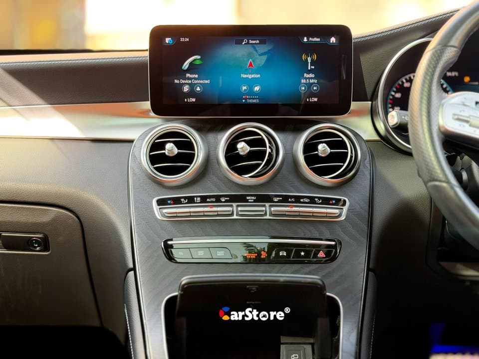 2020 Mercedes Benz GLC 300 4MATIC - Image 21