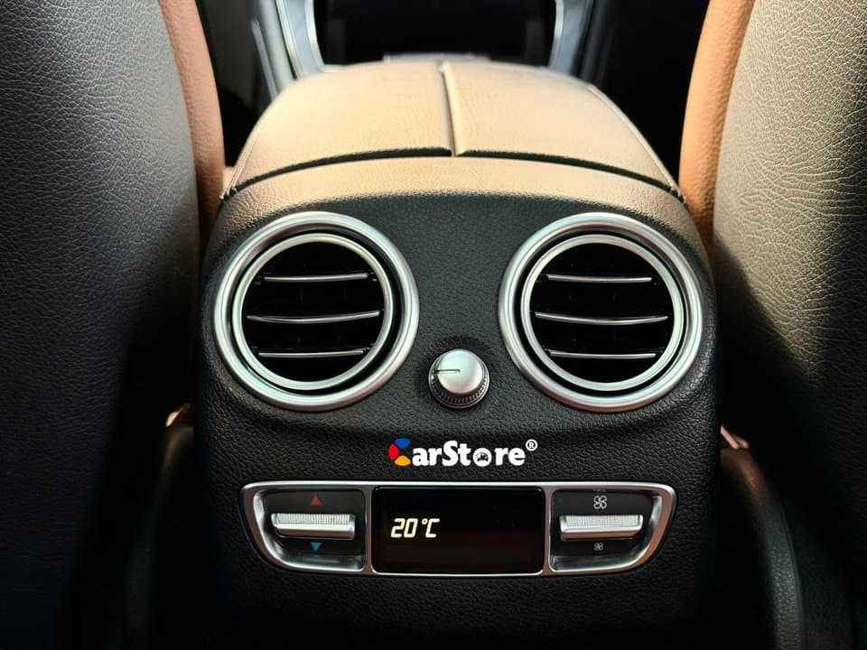 2020 Mercedes Benz GLC 300 4MATIC - Image 22