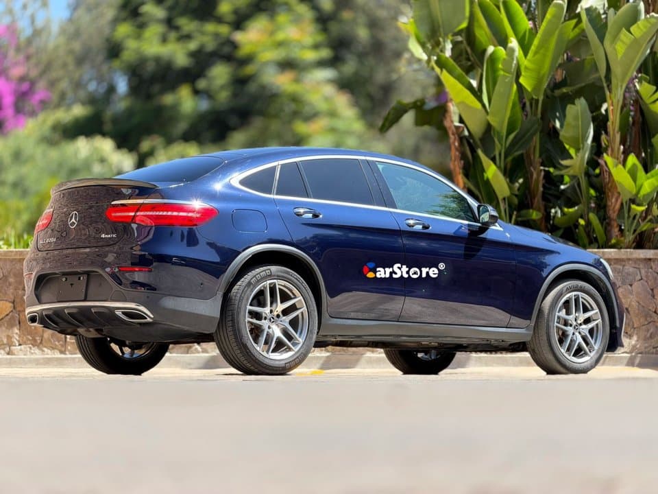 2020 Mercedes Benz GLC-220d - Image 5