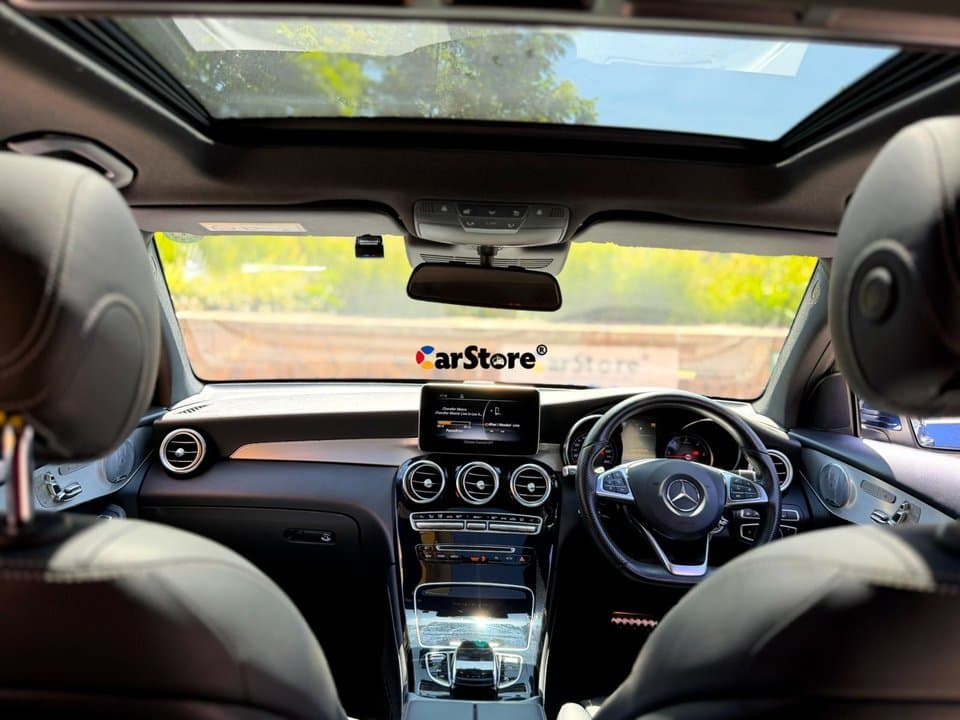 2020 Mercedes Benz GLC-220d - Image 8