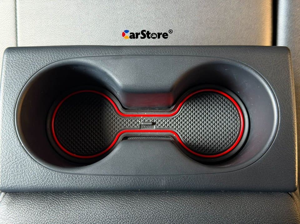 2022 Toyota Hilux GR SPORT - Image 13