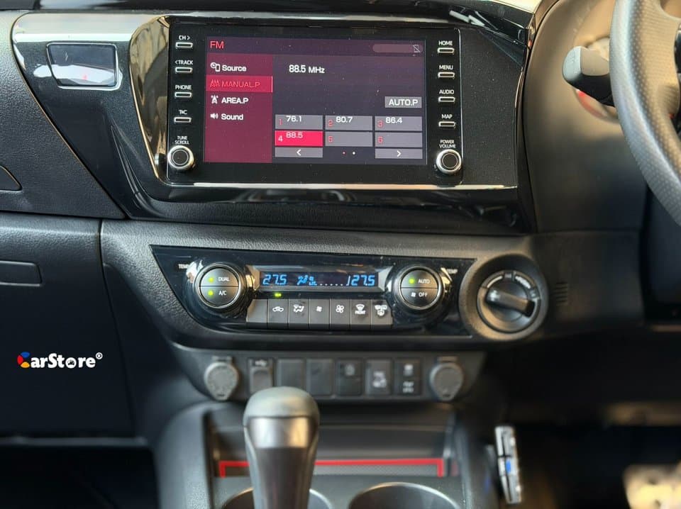 2022 Toyota Hilux GR SPORT - Image 17