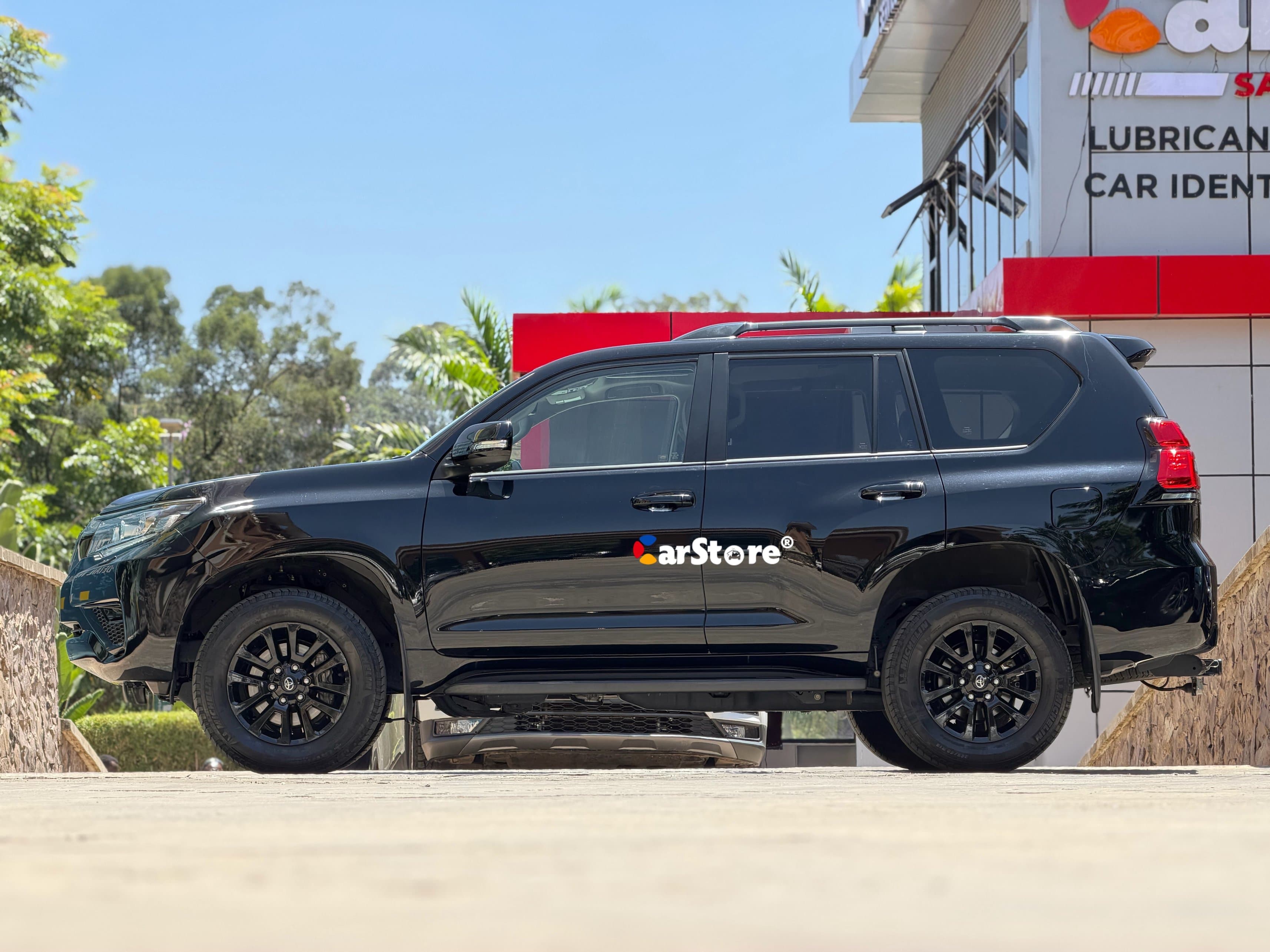 2022 Toyota Land Cruiser Prado TX.L - Image 12