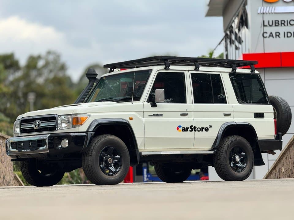 2018 Toyota Land Cruiser 76 Series - Image 2