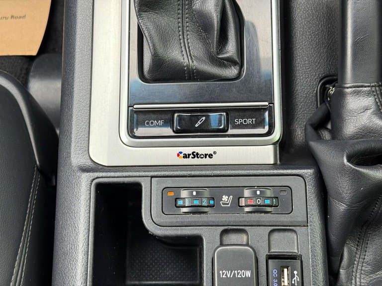 2022 Toyota Land Cruiser Prado VX.L - Image 11