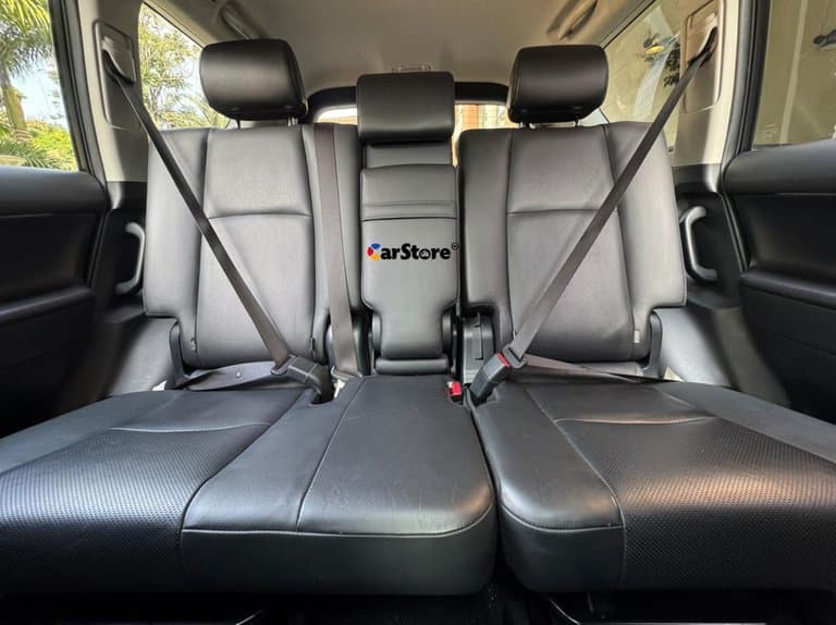 2022 Toyota Land Cruiser Prado VX.L - Image 15