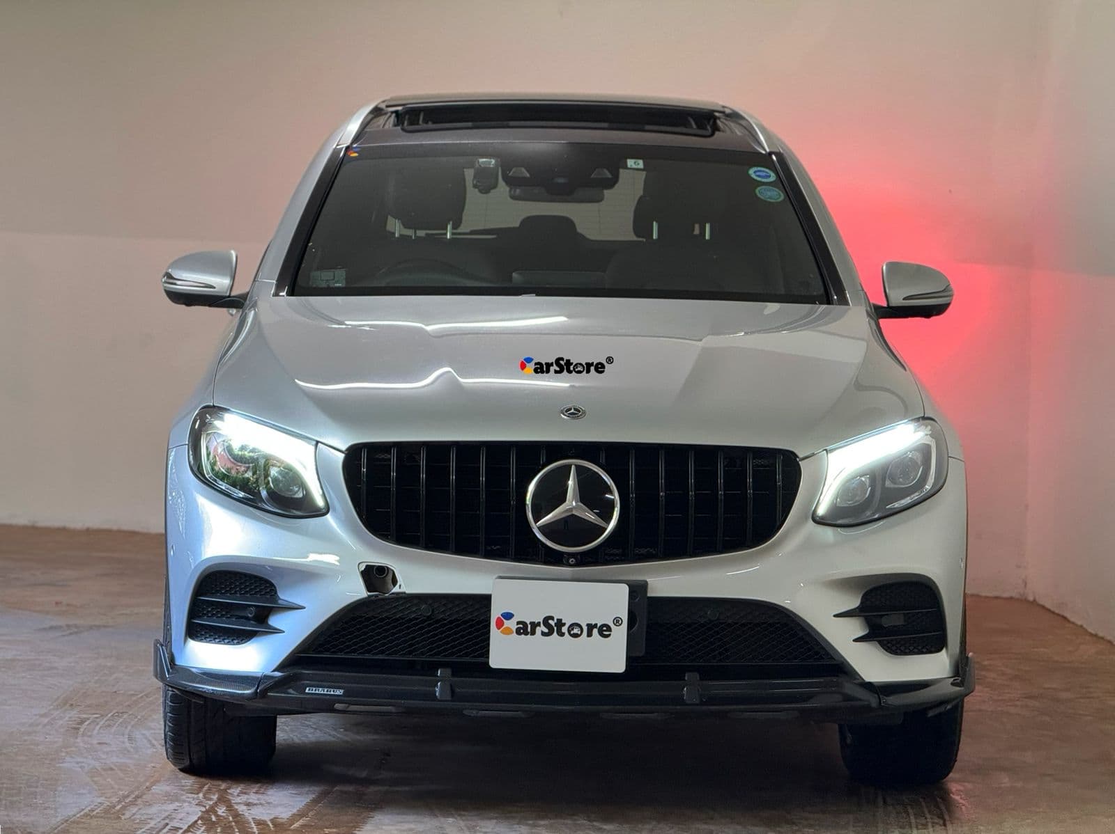 2018 Mercedes Benz GLC-250 - Image 27