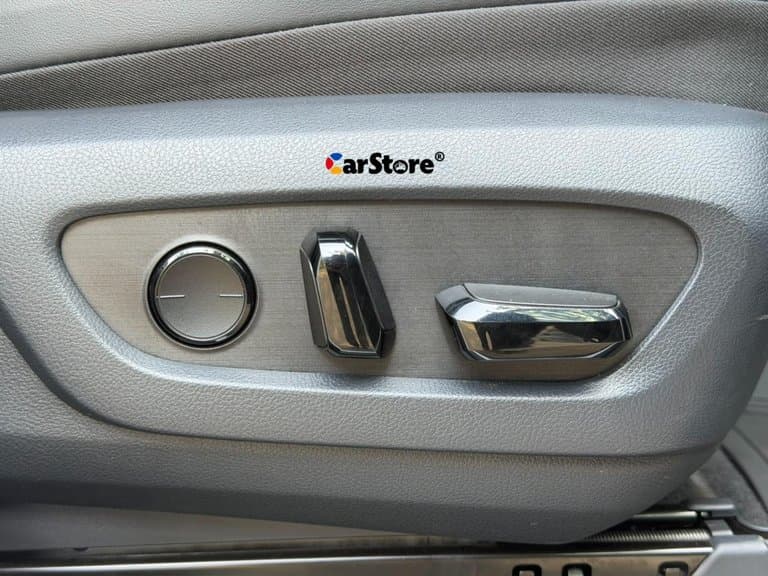 2024 Lexus GX550 - Image 19