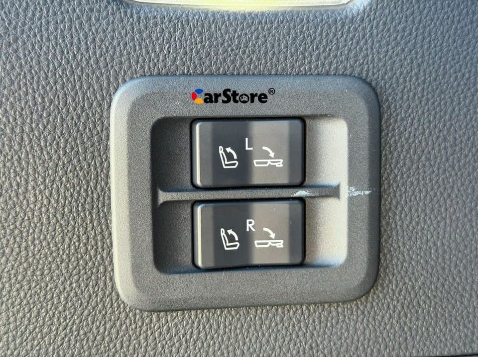 2021 Lexus LX500d - Image 21