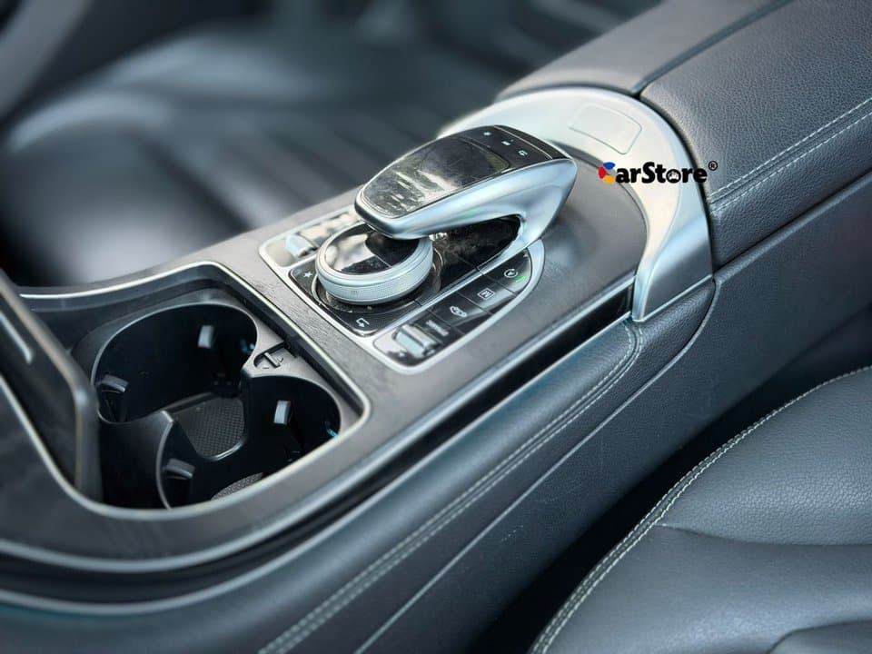 2018 Mercedes Benz GLC-250 - Image 22