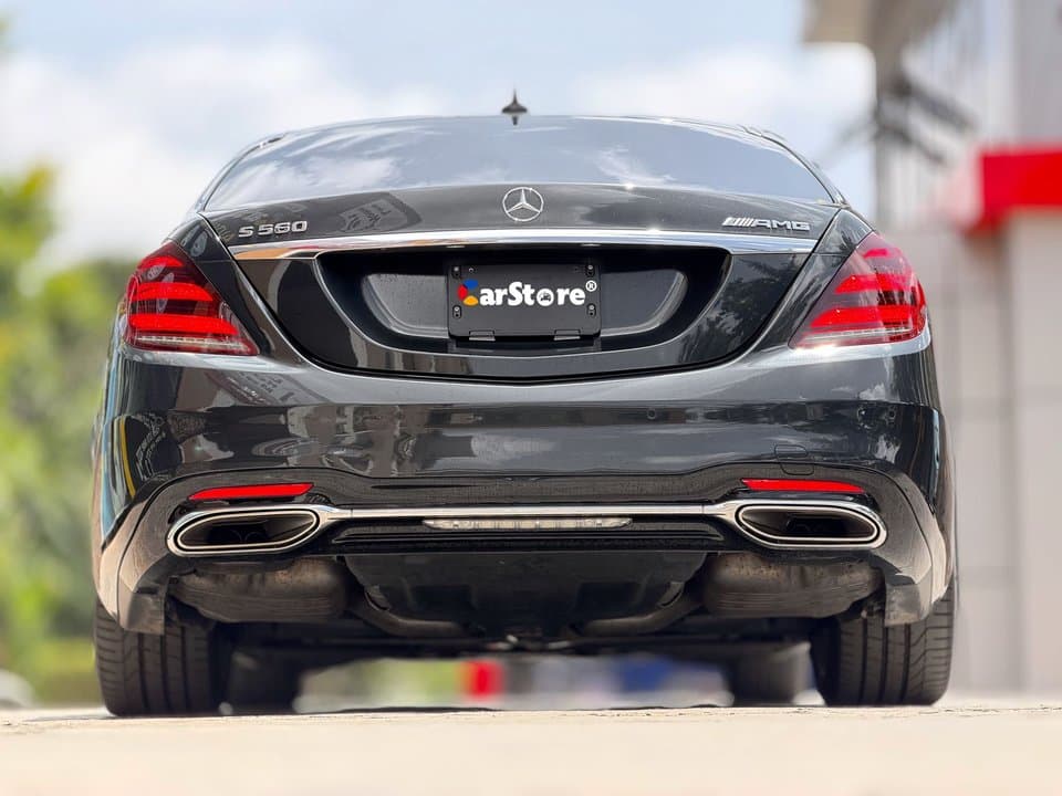 2018 Mercedes Benz S560 AMG Line - Image 5