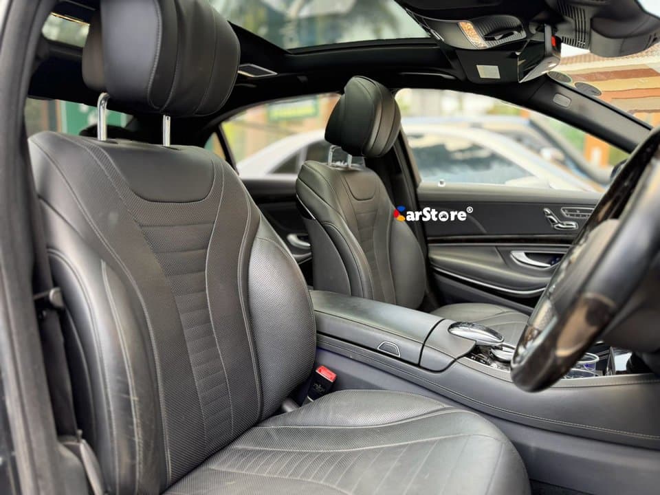 2018 Mercedes Benz S560 AMG Line - Image 13