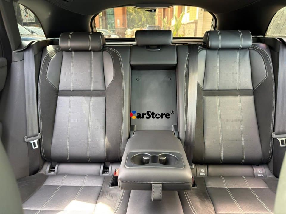 2017 Land Rover Range Rover Velar - Image 8