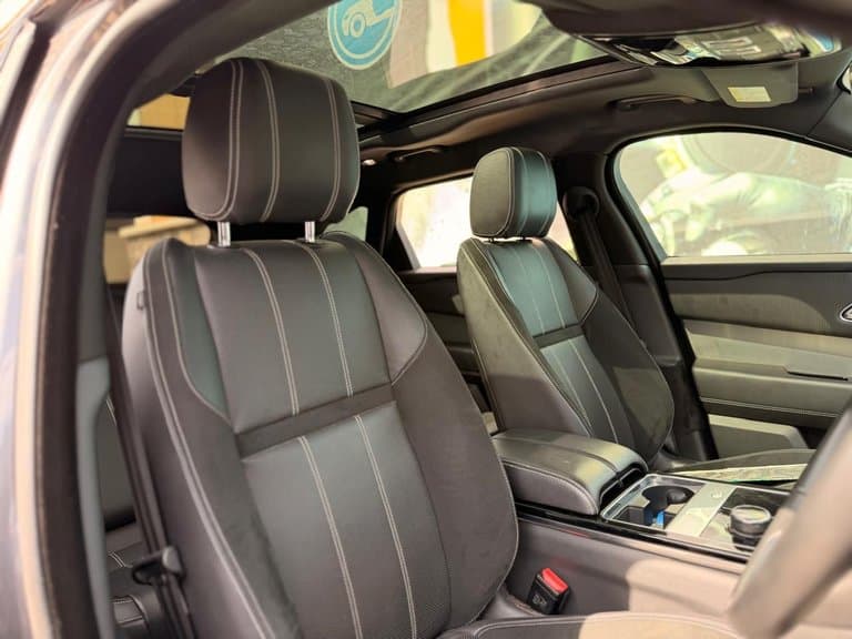 2017 Land Rover Range Rover Velar - Image 16