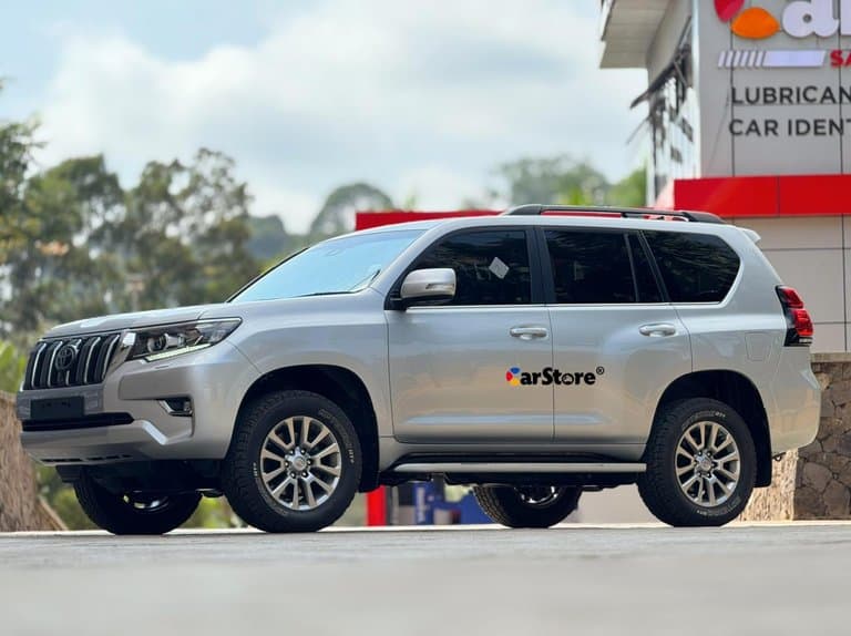 2018 Toyota Land Cruiser Prado VX.L - Image 9