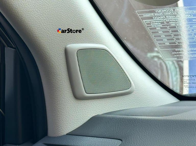 2018 Toyota Land Cruiser Prado VX.L - Image 11