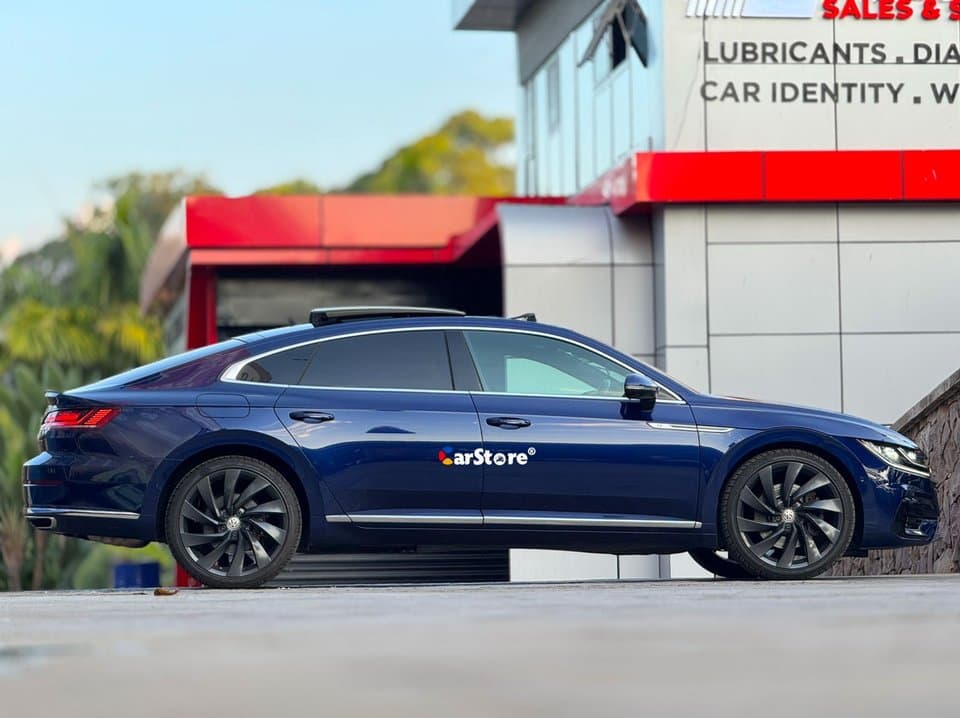 2018 Volkswagen Arteon R-Line - Image 7