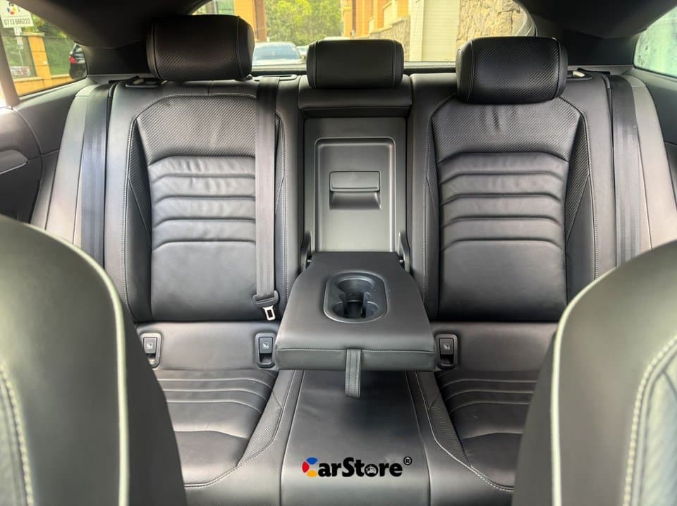 2018 Volkswagen Arteon R-Line - Image 12