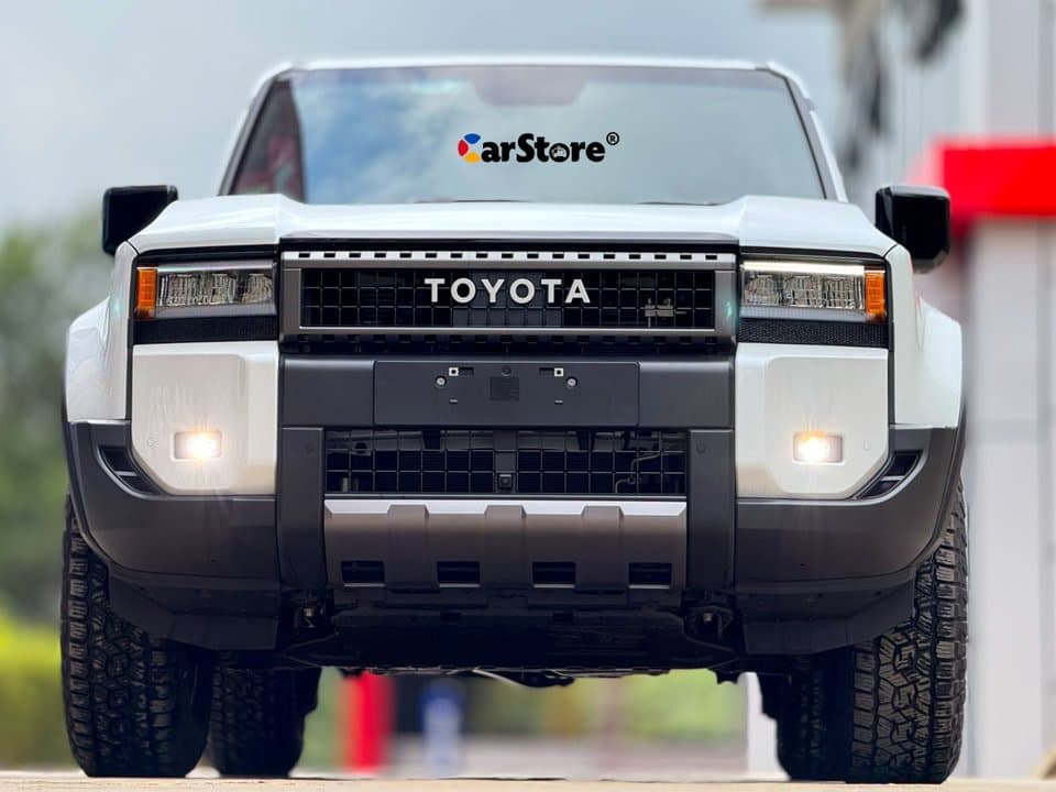 2024 Lexus GX550 - Image 23